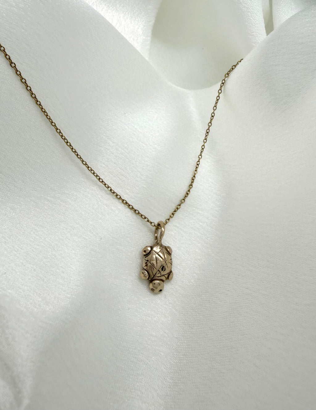 Island turtle charm necklace