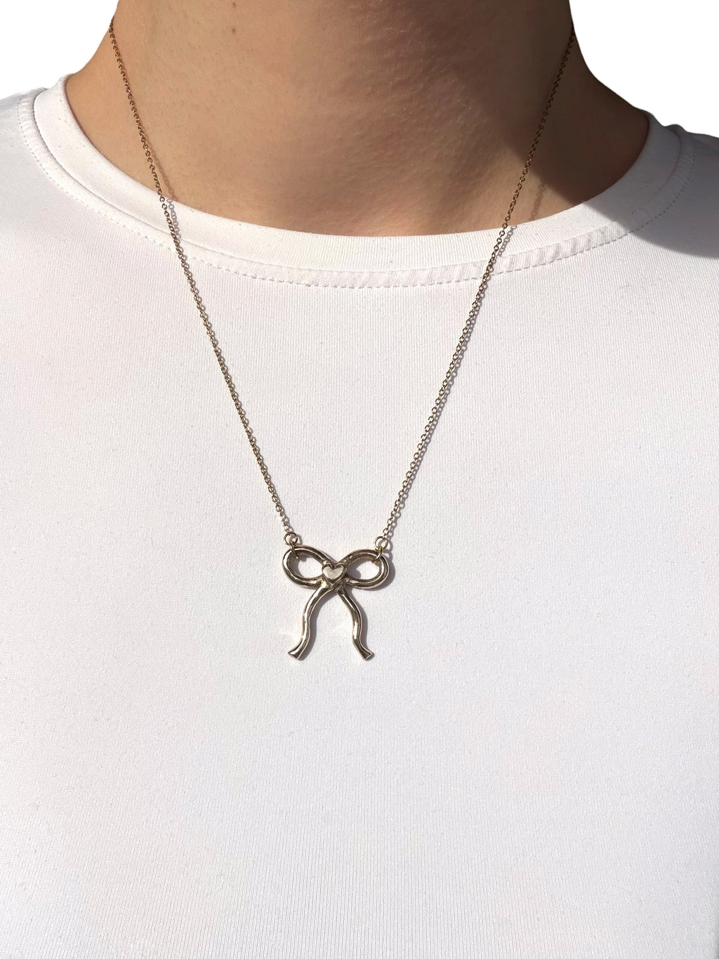 Heart bow charm necklace